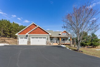 676 Packer Dr, Hudson, WI 54016
