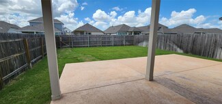 328 Banyon Dr, Liberty Hill, TX 78642