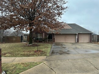 10003 E 98th St N, Owasso, OK 74055