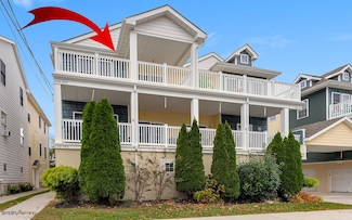 110 E Poplar Ave Unit 203, Wildwood, NJ 08260