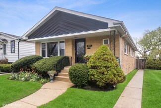 2421 Keystone Ave, Riverside, IL 60546
