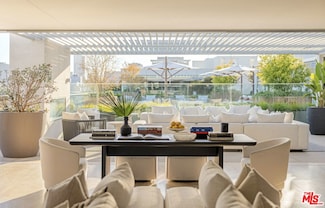 9200 Wilshire Blvd Unit 304E, Beverly Hills, CA 90212