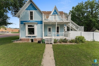 626 N Main St, Canton, SD 57013