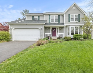 618 Colony Dr, Westerville, OH 43081