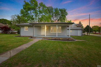 121 S Indiana St, Mulberry, IN 46058