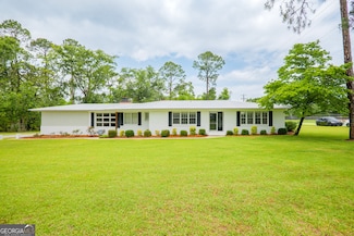 215 E Main St, Hahira, GA 31632
