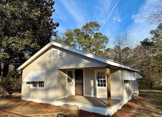 2279 Jeff Davis School Rd, Meridian, MS 39301
