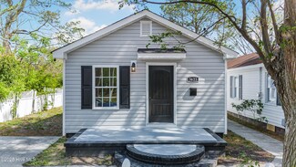 3623 Walnut St S, Farmville, NC 27828