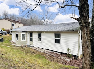 88 Rothmore Dr, Benwood, WV 26031