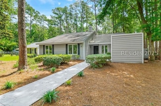 19 Fernwood Trail, Hilton Head Island, SC 29926