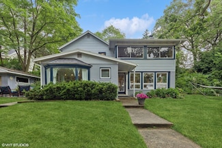 47110 Maple Ave, New Buffalo, MI 49117