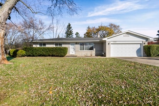 29166 Lorikay St, Farmington Hills, MI 48334