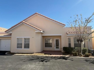 1023 David Walker Dr Unit B6, Tavares, FL 32778