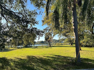 7528 Meadowglen Dr, Orlando, FL 32810