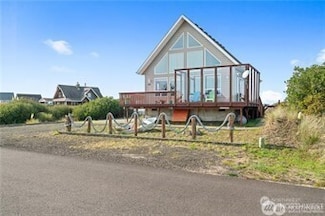 416 S Bel Air Loop SW, Ocean Shores, WA 98569