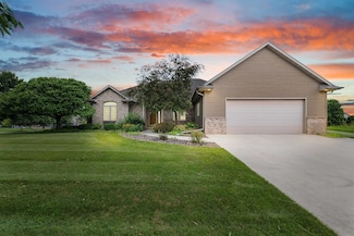 575 Lebaron Ln, Fond Du Lac, WI 54935