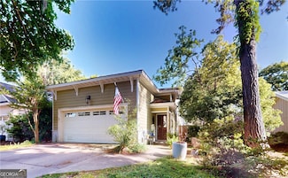 513 Maple St, Saint Simons Island, GA 31522