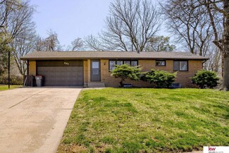 641 Pow Wow Cir, Lincoln, NE 68520
