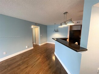 12760 Vista Isles Dr Unit 711, Plantation, FL 33325