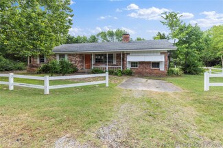 15418 Duff Ave, Oakland, OK 73446