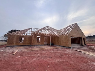 2443 Wolf Creek Bend, Blanchard, OK 73010