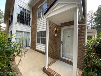 9 Pinehurst Manor Dr Unit B, Pinehurst, NC 28374