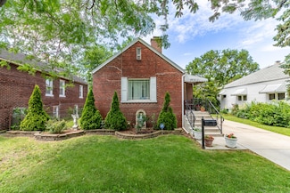 562 Harrison Ave, Calumet City, IL 60409