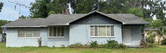 414 S Prospect St, Crescent City, FL 32112