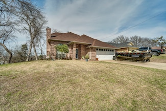 539 Woodcreek Dr, Midlothian, TX 76065