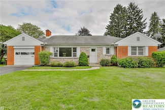 3030 W Woodlawn St, Allentown, PA 18104