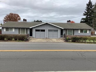18 Howard Ave, Eugene, OR 97404