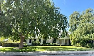719 Mannel Ave, Shafter, CA 93263