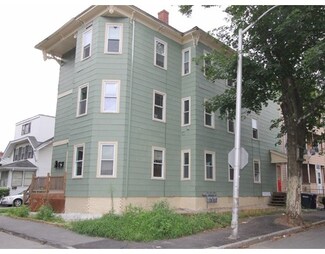 26 Vinson St, Worcester, MA 01605