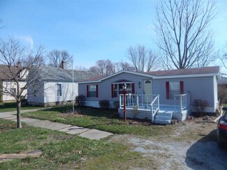 413 S Main St, Idaville, IN 47950