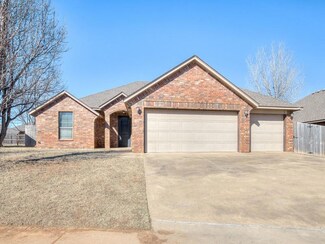10921 S West 32nd Terrace, Yukon, OK 73099