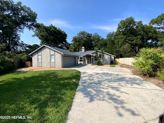 2212 Broad Water Ct, Jacksonville, FL 32225