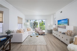 815 Bentwater Cir Unit 101, Naples, FL 34108