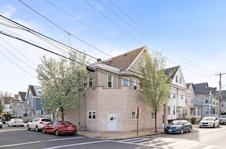 37 Union St, Everett, MA 02149