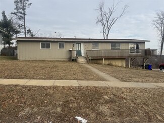 3850 Lost Valley Rd SE, Cedar Rapids, IA 52403