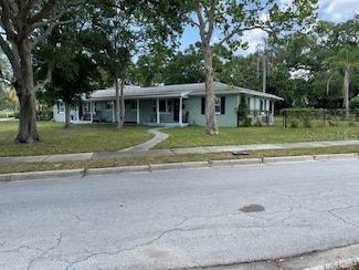 709 Indian Rocks Rd, Belleair, FL 33756