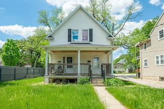 620 38th St, Des Moines, IA 50312