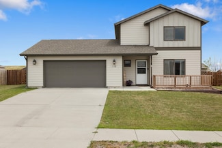 112 Maxwell Dr, Box Elder, SD 57719