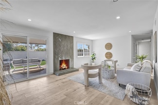 724 S Sail St, Santa Ana, CA 92704