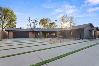 23136 Dolorosa St, Woodland Hills, CA 91367