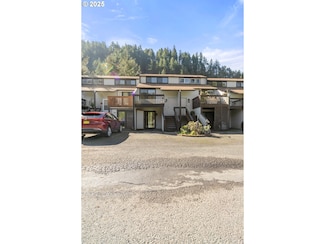 43605 State Hwy 3 8 Unit 9, Reedsport, OR 97467