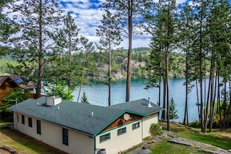 447 Hughes Bay Rd, Lakeside, MT 59922