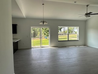 627 Lakeview Ave, Merrimac, WI 53561
