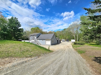 69 Elmdale Rd, Canterbury, CT 06331