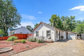 2416 Ona St, Boise, ID 83705