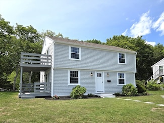 83 Breakwater Shores Dr Unit 2, Hyannis, MA 02601